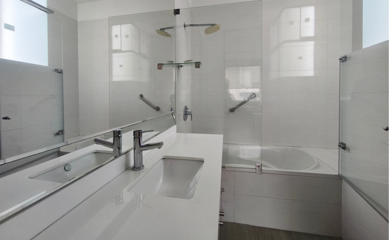 Venta de dúplex frente a parque, Surco