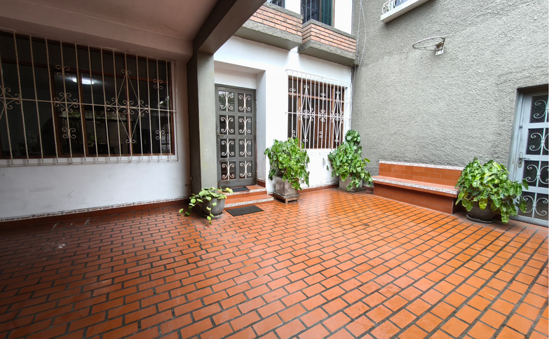 Venta de casa en Salamanca, Ate