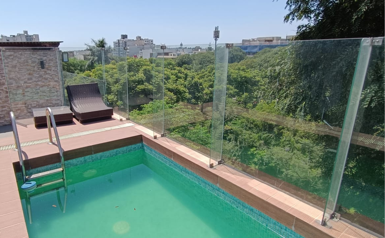 Venta de dúplex frente a parque, Surco