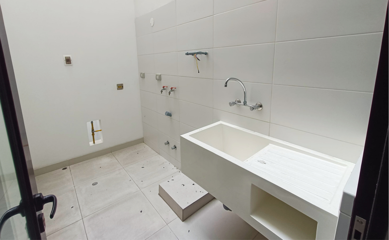 Venta de departamento dúplex de estreno, San Isidro