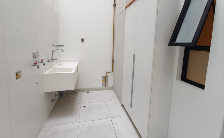 Venta de departamento de estreno, San Isidro