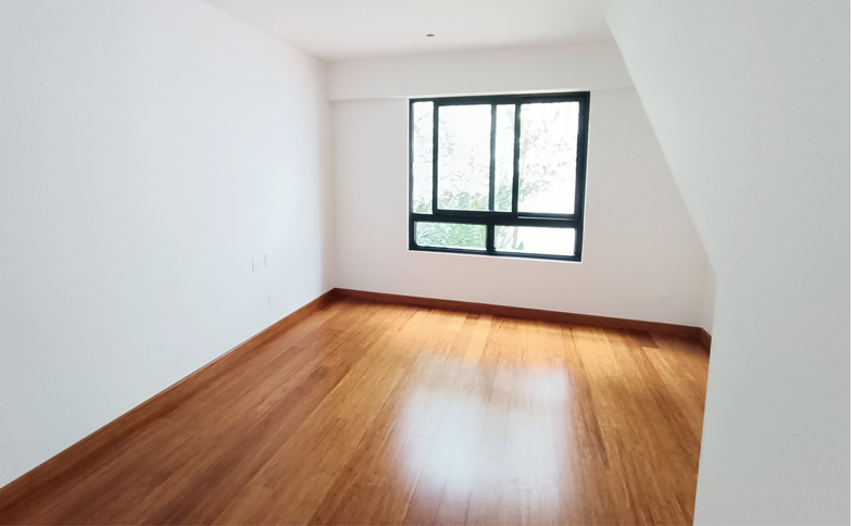 Venta de departamento dúplex de estreno, San Isidro