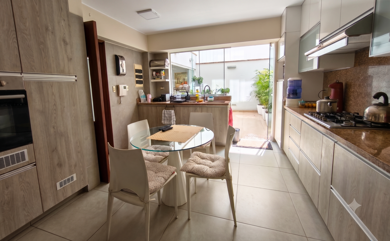 Venta de dúplex en Chacarilla del Estanque, Surco