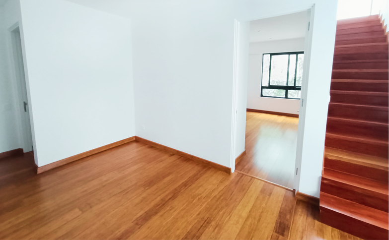 Venta de departamento dúplex de estreno, San Isidro