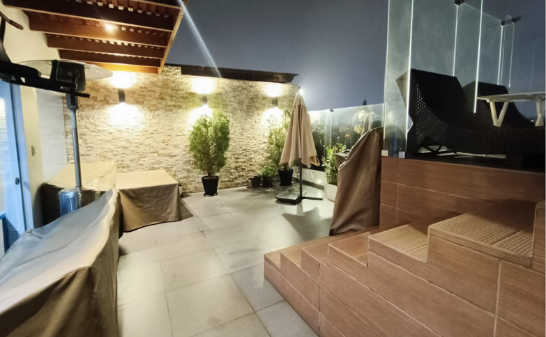 Venta de dúplex frente a parque, Surco