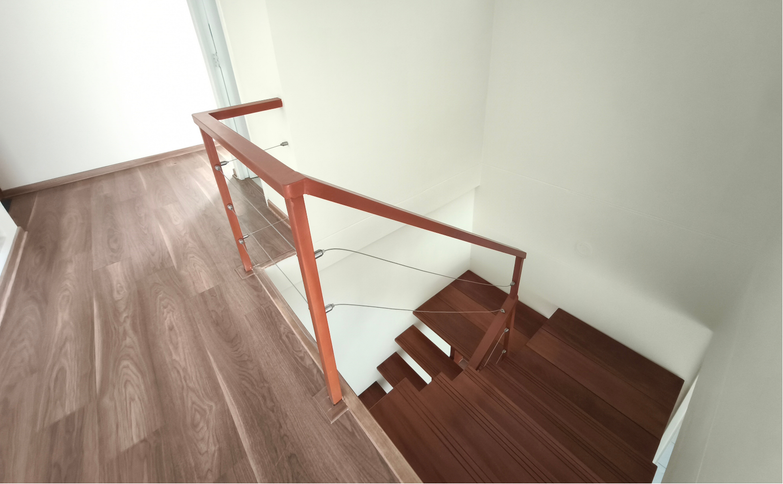 Venta de Dúplex en primer piso con terraza – Miraflores