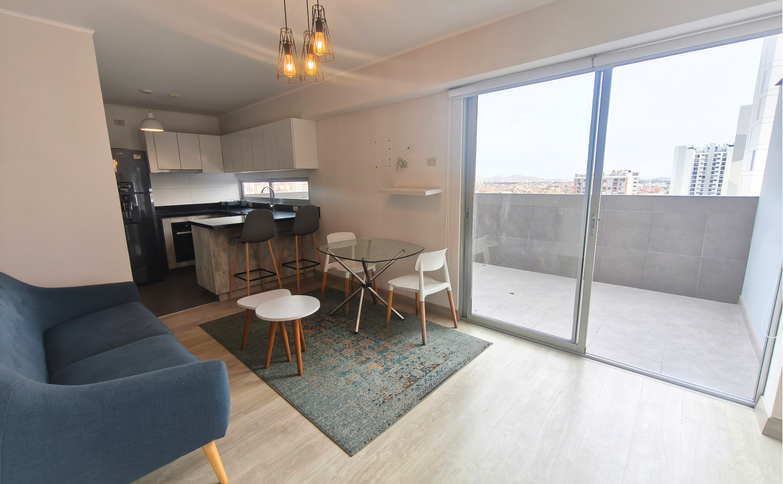 Departamento Amoblado en Alquiler con 2 Terrazas – Barranco