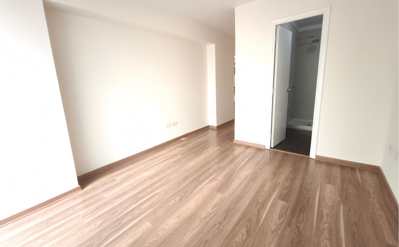 Venta de Dúplex en primer piso con terraza – Miraflores