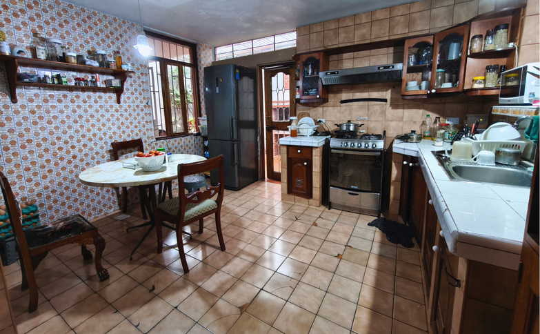 Venta de casa en Salamanca, Ate