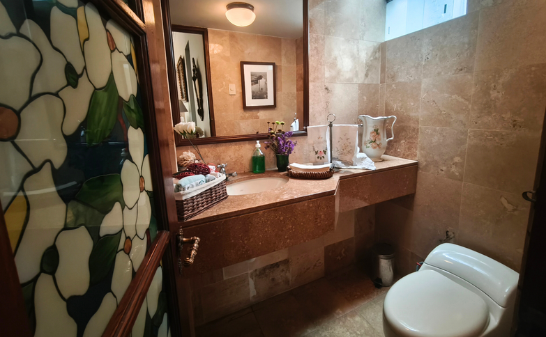 Venta de Casa Remodelada en San Isidro
